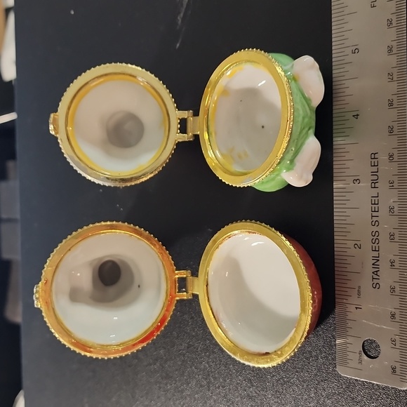 Antique Jewelry Bear Shape Holder - Picture 2 of 5